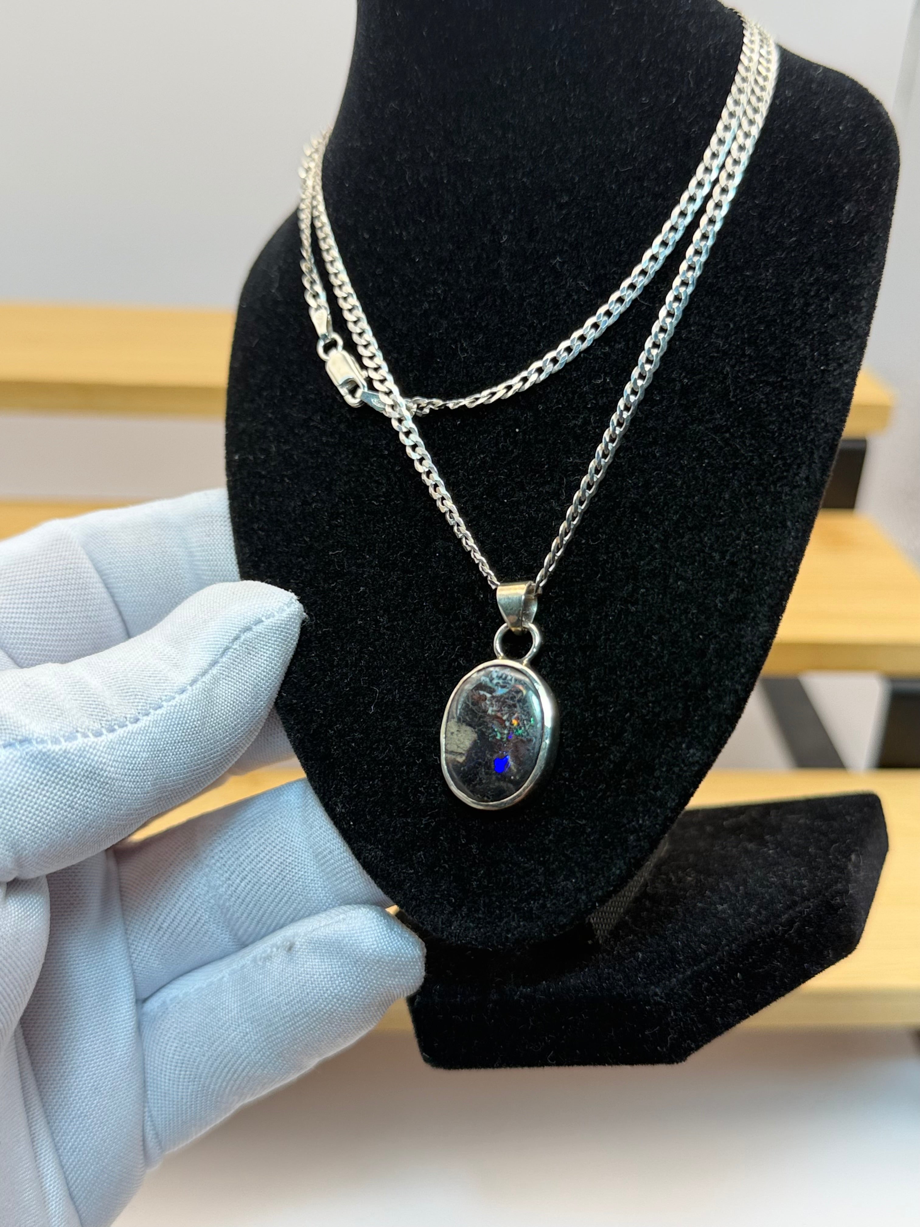 Collar de ópalo Boulder en plata de ley